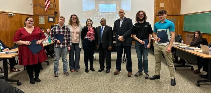 Board honors Presidential Scholar nominees